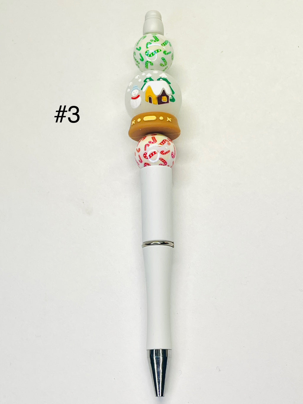 Toll karácsonyi díszítéssel